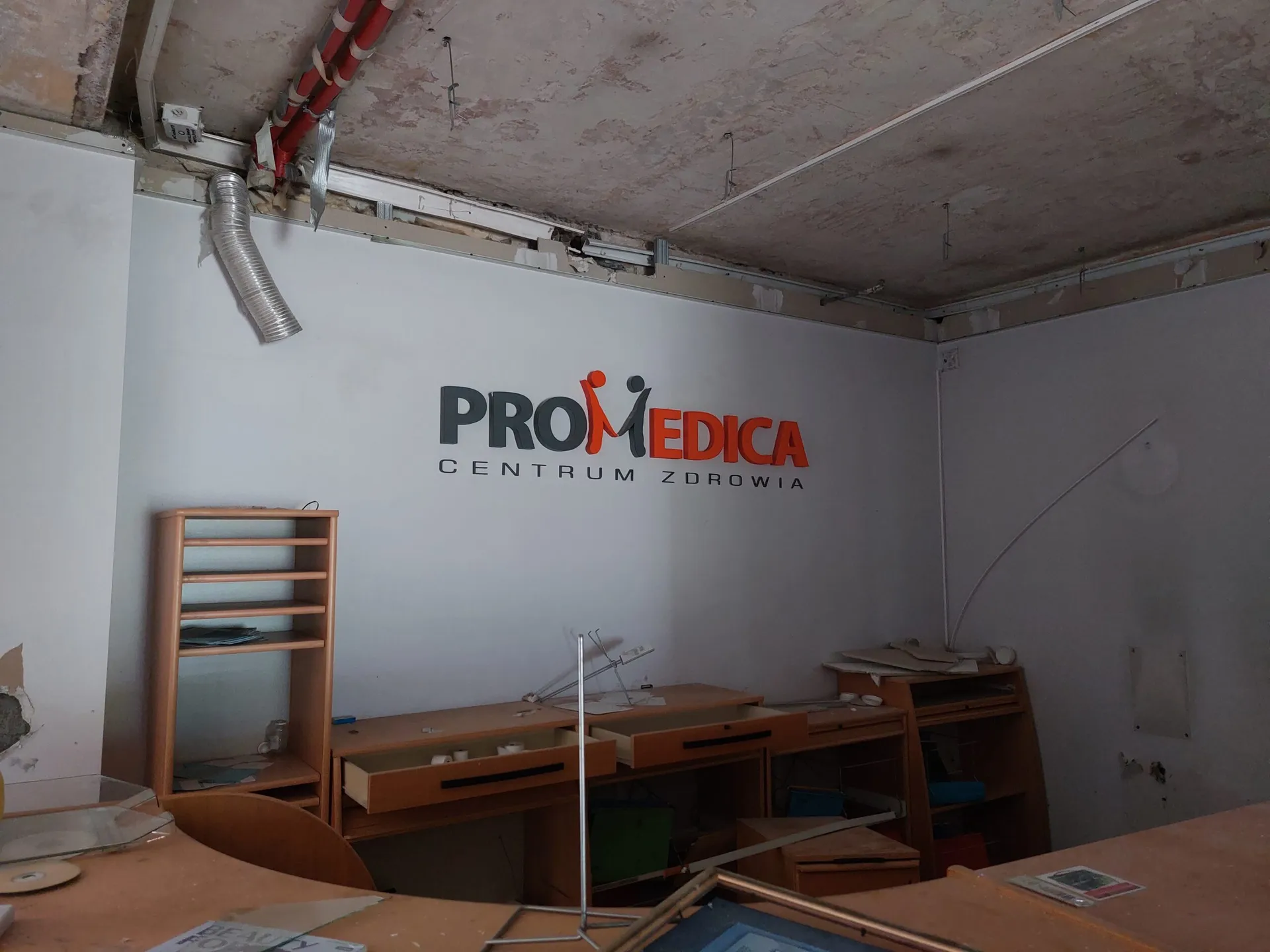 Zdjęcie opuszczonego miejsca: Opuszczone Centrum Zdrowia Pro Medica