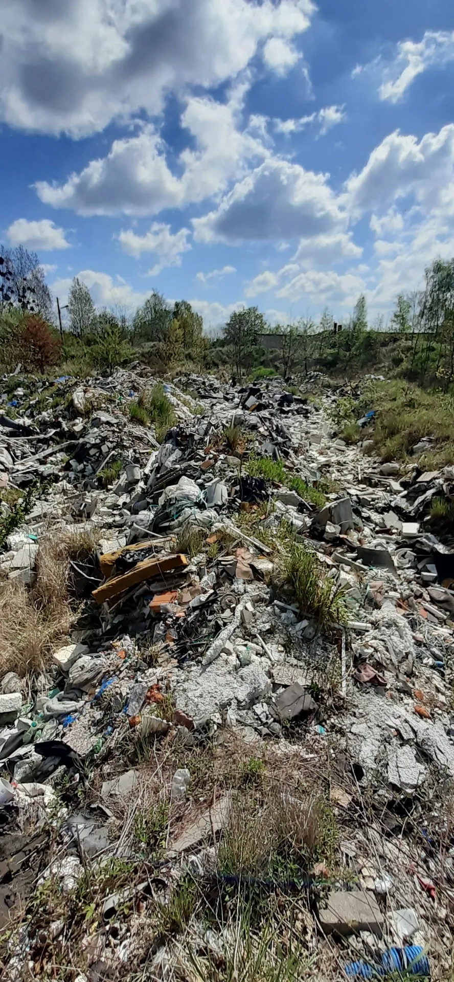 Zdjęcie opuszczonego miejsca: Puszczony hangar