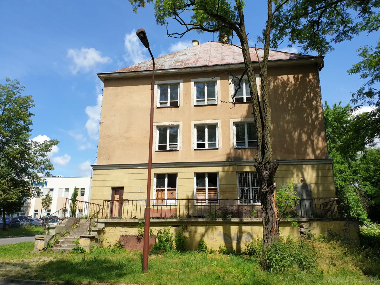 Zdjęcie opuszczonego miejsca: Chyba coś medycznego