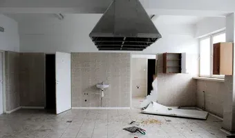 Zdjęcie opuszczonego miejsca: Opuszczony Hotel Restauracja Przedmieście Czudeckie
