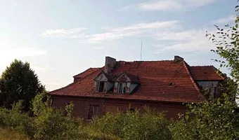 Zdjęcie opuszczonego miejsca: Opuszczona szkoła w Laskach