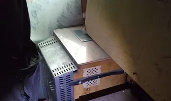 Zdjęcie opuszczonego miejsca: Dom przy szkole