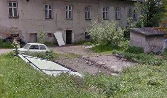 Zdjęcie opuszczonego miejsca: Duży Dom w zaroślach