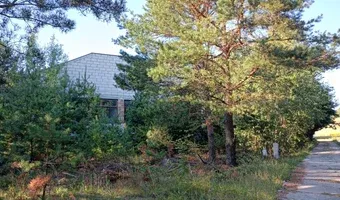 Zdjęcie opuszczonego miejsca: Ośrodek wypoczynkowy "Leśne Uzdrowisko"