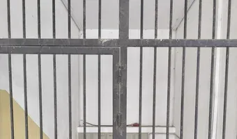 Zdjęcie opuszczonego miejsca: Opuszczone piwniczne WC.