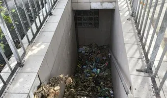 Zdjęcie opuszczonego miejsca: Opuszczone piwniczne WC.