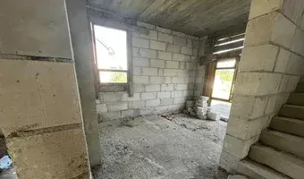 Zdjęcie opuszczonego miejsca: Niedkonczony dom