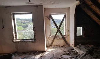 Zdjęcie opuszczonego miejsca: Niebieski dom