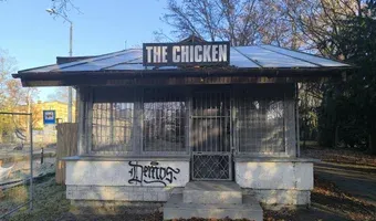 Zdjęcie opuszczonego miejsca: Opuszczona restauracja the chicken.