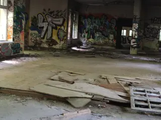 Miniatura: Opuszczone przedszkole