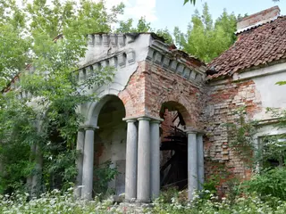 Miniatura: Ruiny dworu Długosze z 1857 roku rodziny Lebesius