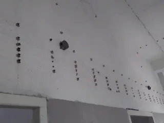 Miniatura: opuszczona przychodnia wojskowa