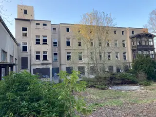 Miniatura: Opuszczony Szpital Psychiatryczny